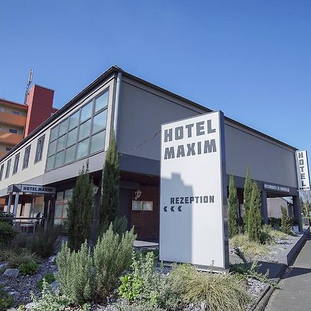 Hotel Maxim Langenfeld  Zewnętrze zdjęcie